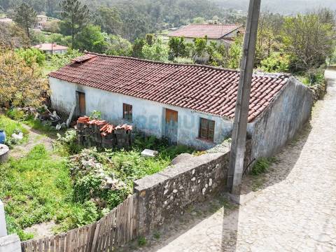 Moradia para Restaurar T5 Venda em Roriz,Barcelos