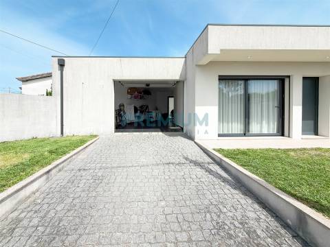 Moradia Geminada T3 Venda em Esposende, Marinhas e Gandra,Esposende
