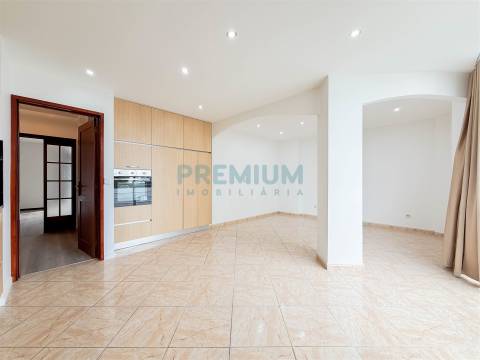 Apartamento T3 Arrendamento em Palmeira de Faro e Curvos,Esposende