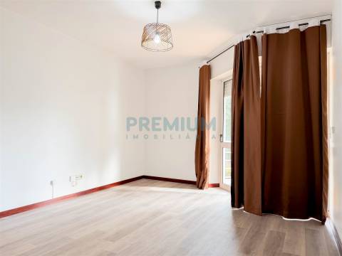 Apartamento T3 Arrendamento em Palmeira de Faro e Curvos,Esposende