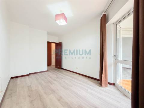 Apartamento T3 Arrendamento em Palmeira de Faro e Curvos,Esposende