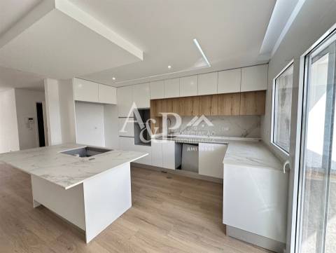 Apartamento T3 Venda em Repeses e São Salvador,Viseu