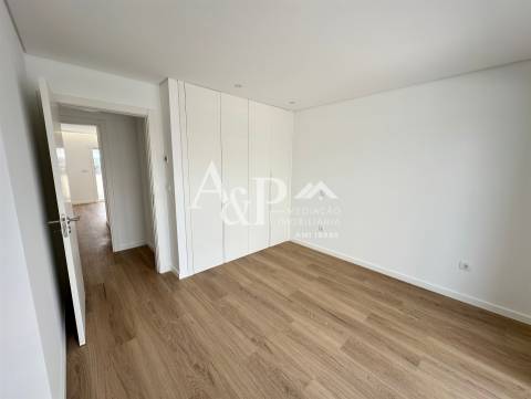 Apartamento T3 Venda em Repeses e São Salvador,Viseu