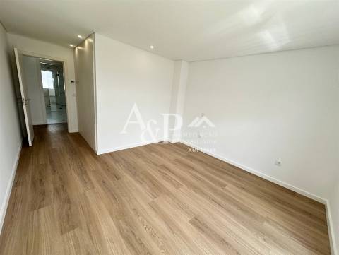 Apartamento T3 Venda em Repeses e São Salvador,Viseu