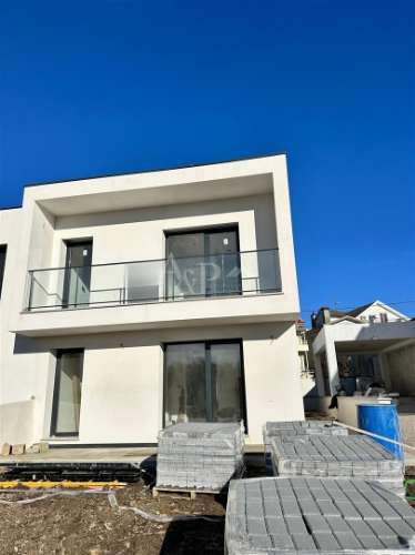 Moradia Geminada T3 Venda em Abraveses,Viseu