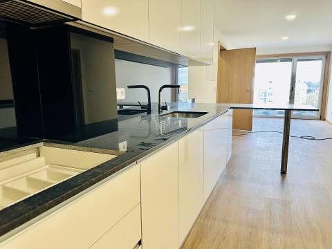 Apartamento T2 Venda em Viseu,Viseu