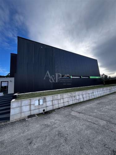 Armazém  Venda em Bodiosa,Viseu
