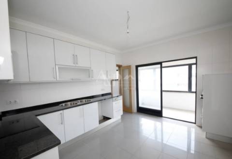 Apartamento T2+3 Venda em Repeses e São Salvador,Viseu