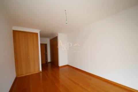 Apartamento T2+3 Venda em Repeses e São Salvador,Viseu