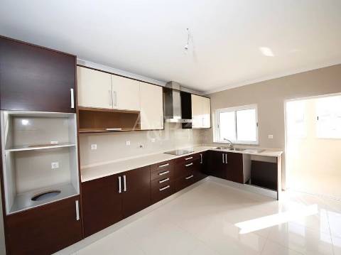 Apartamento T3 TRIPLEX Venda em Viseu,Viseu