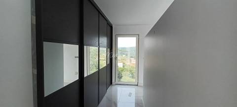 Moradia T3+1 de construção nova em Vila Real