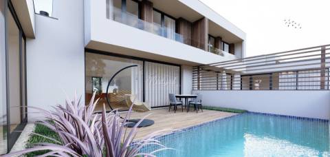 Moradia T3 de arquitetura moderna com piscina em Turiz, Nova Construção!