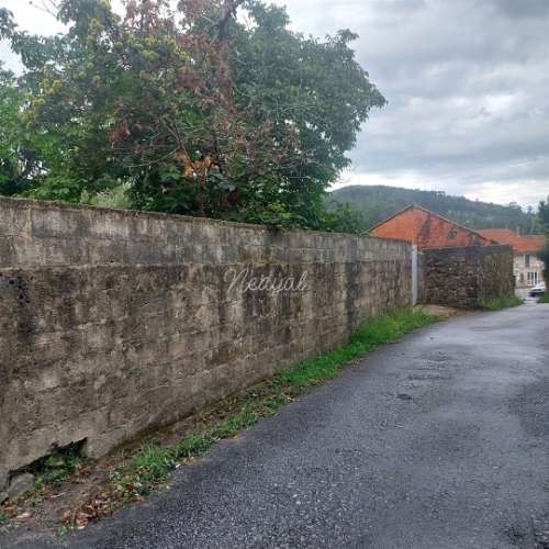 Moradia em pedra para restauro em Vila Verde - Excelente oportunidade! Nedyal-Imobiliária