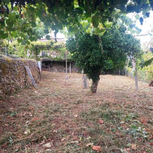 Moradia em pedra para restauro em Vila Verde - Excelente oportunidade! Nedyal-Imobiliária