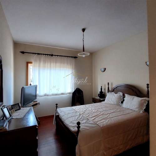 Excelente moradia T4 em pleno centro de Amares!