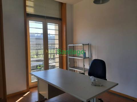 Prédio , Fermentões Guimarães - 170.000€