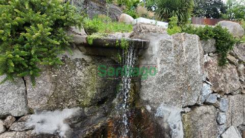 Quintinha T4 c/ Piscina e Pomar!