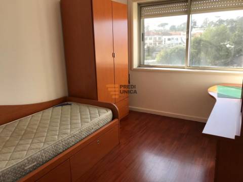 T4 Perto Metro Arrendamento