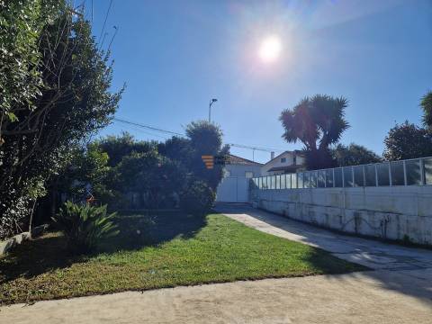 Moradia T2 Arrendamento em Canidelo,Vila Nova de Gaia