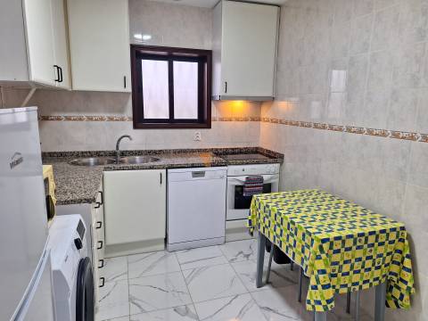 Moradia T2 Arrendamento em Canidelo,Vila Nova de Gaia