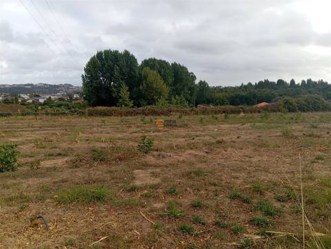 Terreno Urbano  Venda em Cidade da Maia,Maia