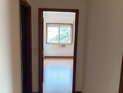 Apartamento T2 Venda em Águas Santas,Maia