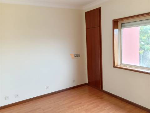 Apartamento T2 Venda em Águas Santas,Maia