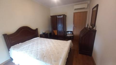 Moradia T2 Arrendamento em Carvalhosa,Paços de Ferreira