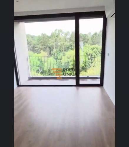 Moradia T3+1  Arquitetura Moderna Oferta ato escritura