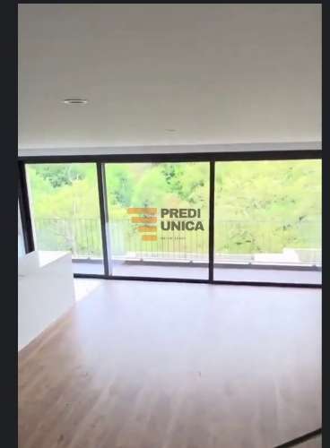 Moradia T3+1  Arquitetura Moderna Oferta ato escritura