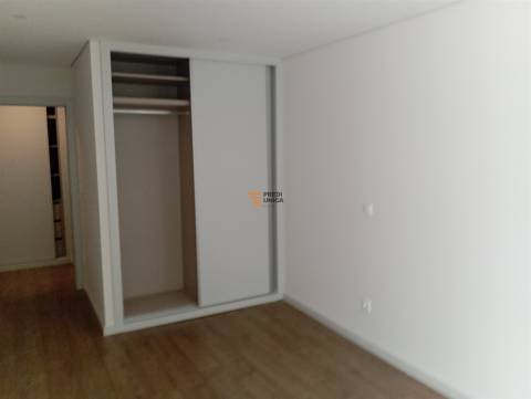 Apartamento T3 Venda em Cedofeita, Santo Ildefonso, Sé, Miragaia, São Nicolau e Vitória,Porto