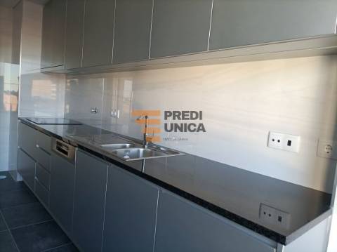 Apartamento T3 Venda em Cedofeita, Santo Ildefonso, Sé, Miragaia, São Nicolau e Vitória,Porto