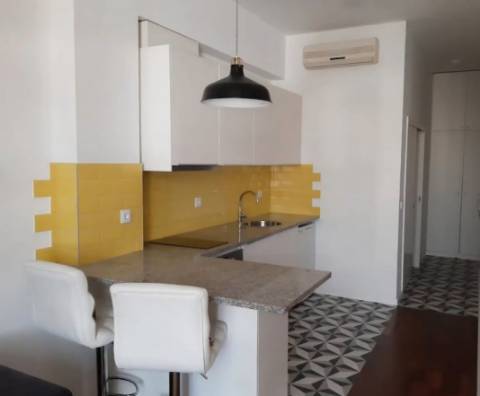 Apartamento T0 Venda em Lordelo do Ouro e Massarelos,Porto
