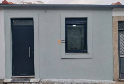 Moradia  T1 totalmente renovada