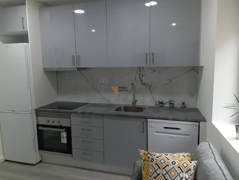 Moradia  T1 totalmente renovada