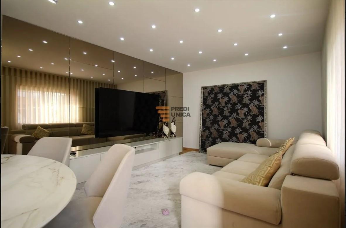 T2+1 Renovado em Ermesinde