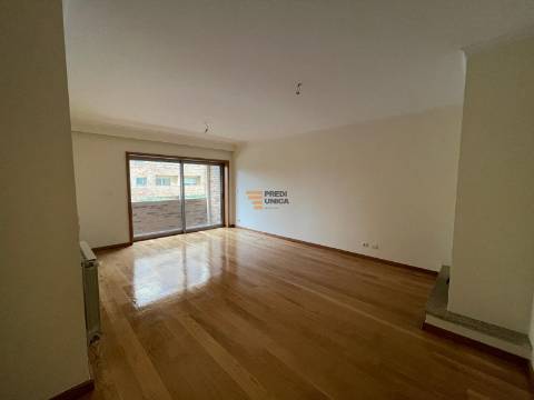 Apartamento T2 Renovado