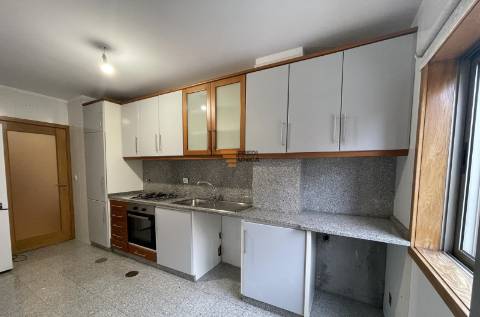 Apartamento T2 Renovado
