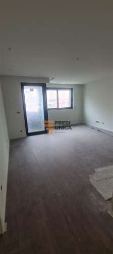 T1 AV. REPUBLICA V.N.GAIA