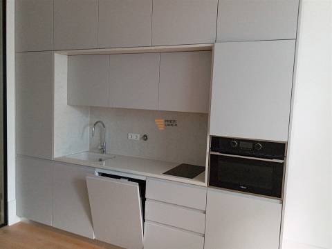 T0+1 com Licença AL