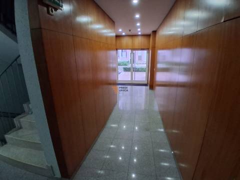 T2 Renovado em Baguim do Monte – Junto ao Metro