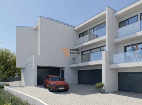 Moradia T3  Piscina