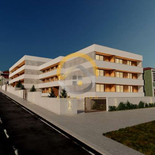 Prédios com vistas privilegiadas para Rio Douro, em zona ARU