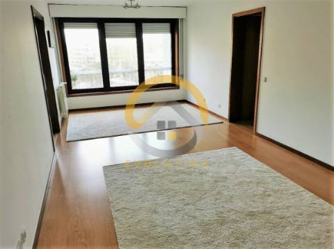 Apartamento T3 em Serralves - Porto