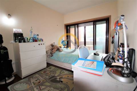 Apartamento T3+1 em São Mamede Infesta