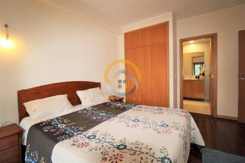 Apartamento T3+1 em São Mamede Infesta