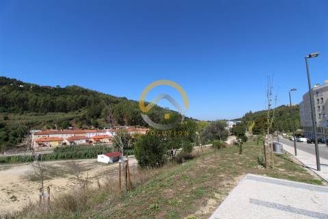 Apartamento T3 no centro de Alcobaça