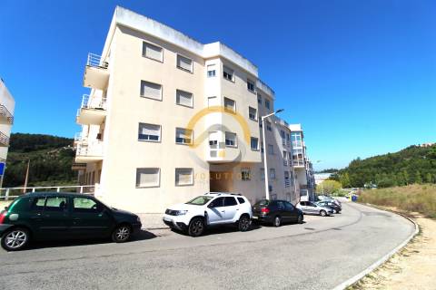 Apartamento T3 no centro de Alcobaça