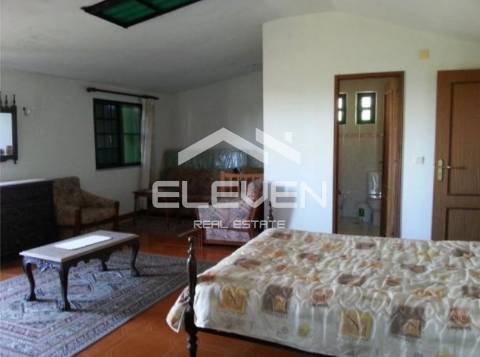 Duas Excelentes Moradias e Terreno Trevões São João Pesqueira