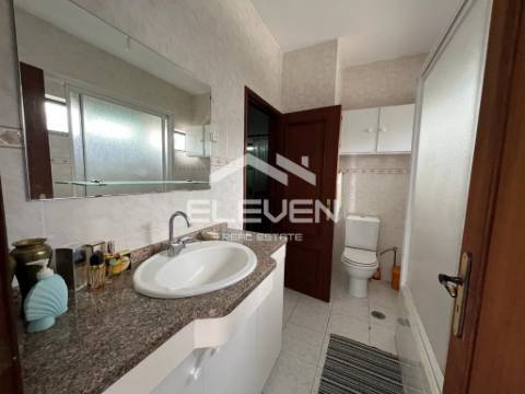 Duas Excelentes Moradias e Terreno Trevões São João Pesqueira